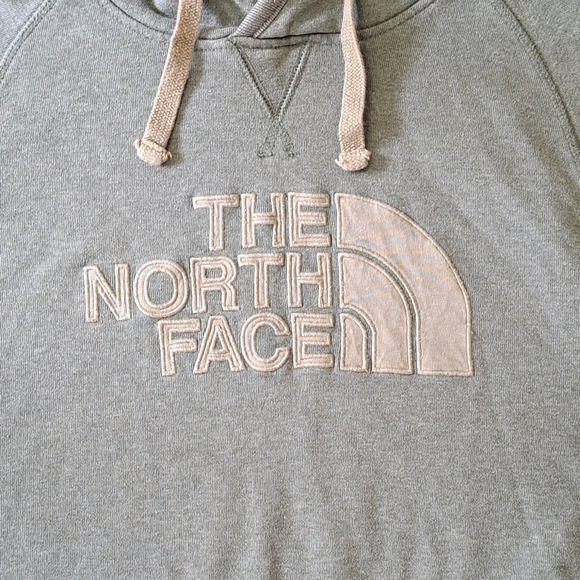 The North Face Mens Hoodie Size Medium Green Pullover Hooded Sweatshirt Casual - Picture 4 of 12